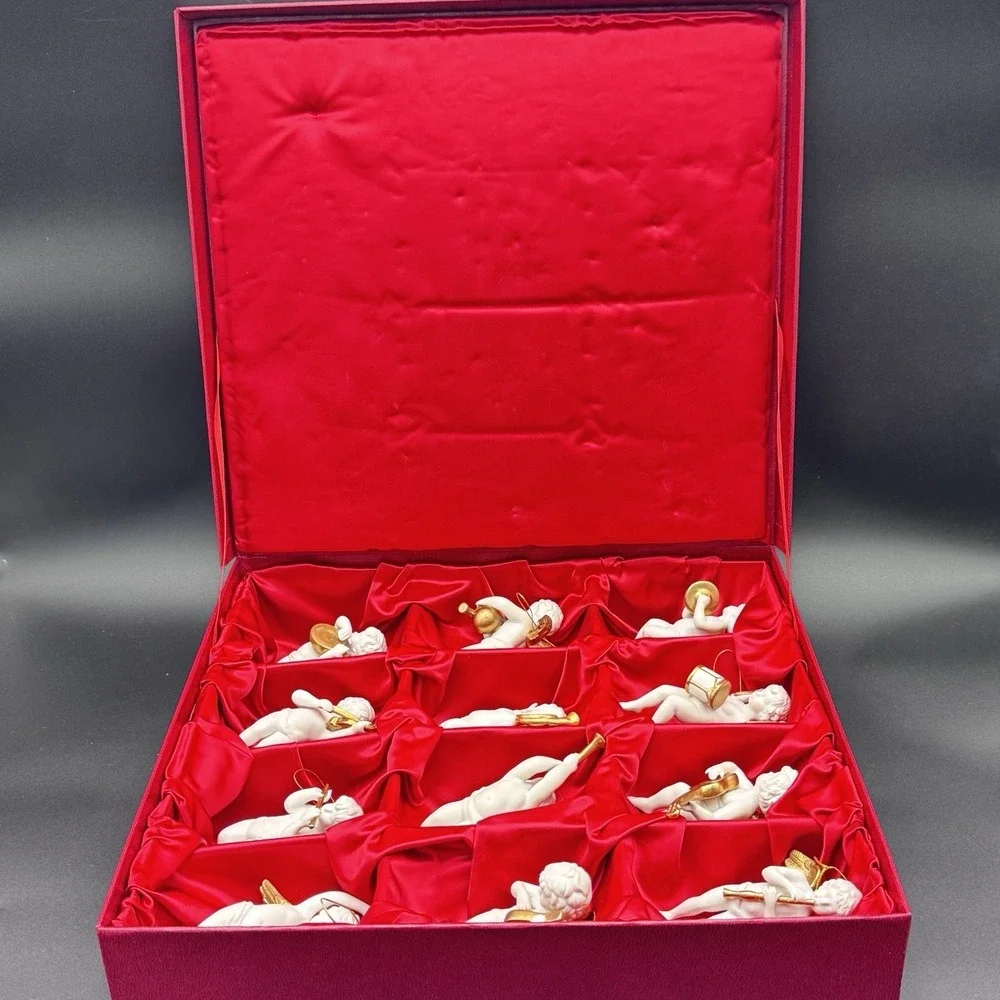 Franklin Mint Heralding Angels Set of 12 24kt Gold & Porcelain Ornaments + Case